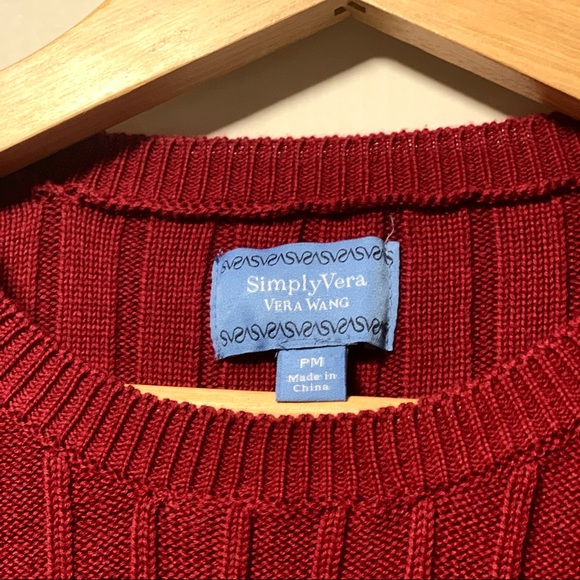 NWT Simply Vera Vera Wang Tibetan Red Petite Sweater *HOST PICK* - Picture 6 of 6